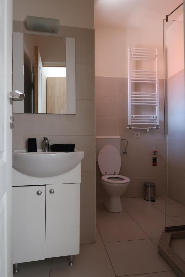 Downtown Studio III Apartment เตอร์กู-มูเรช ภายนอก รูปภาพ
